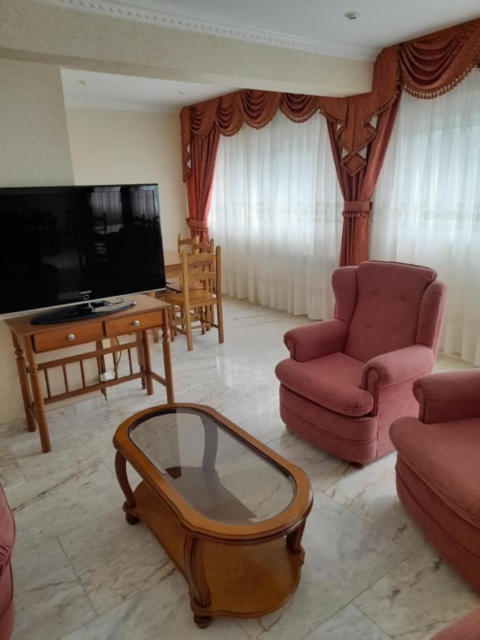 Hotel Os Carballos Сигуейро Екстериор снимка