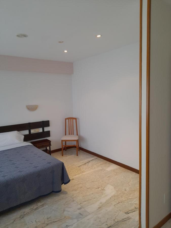 Hotel Os Carballos Сигуейро Екстериор снимка
