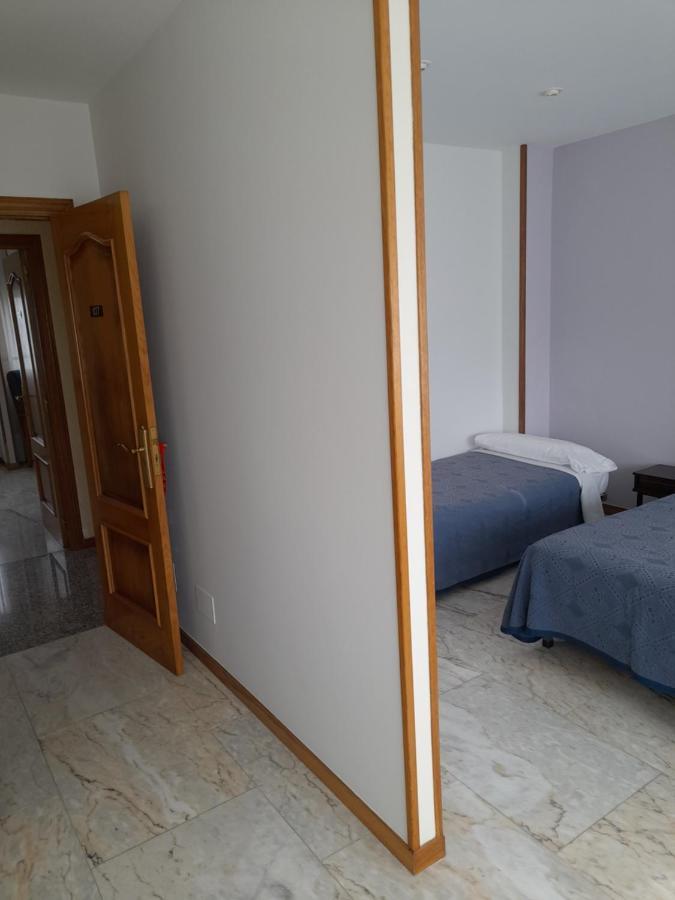 Hotel Os Carballos Сигуейро Екстериор снимка